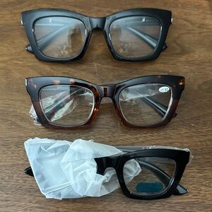 Stylish Black and Tortoise Shell Glasses Set